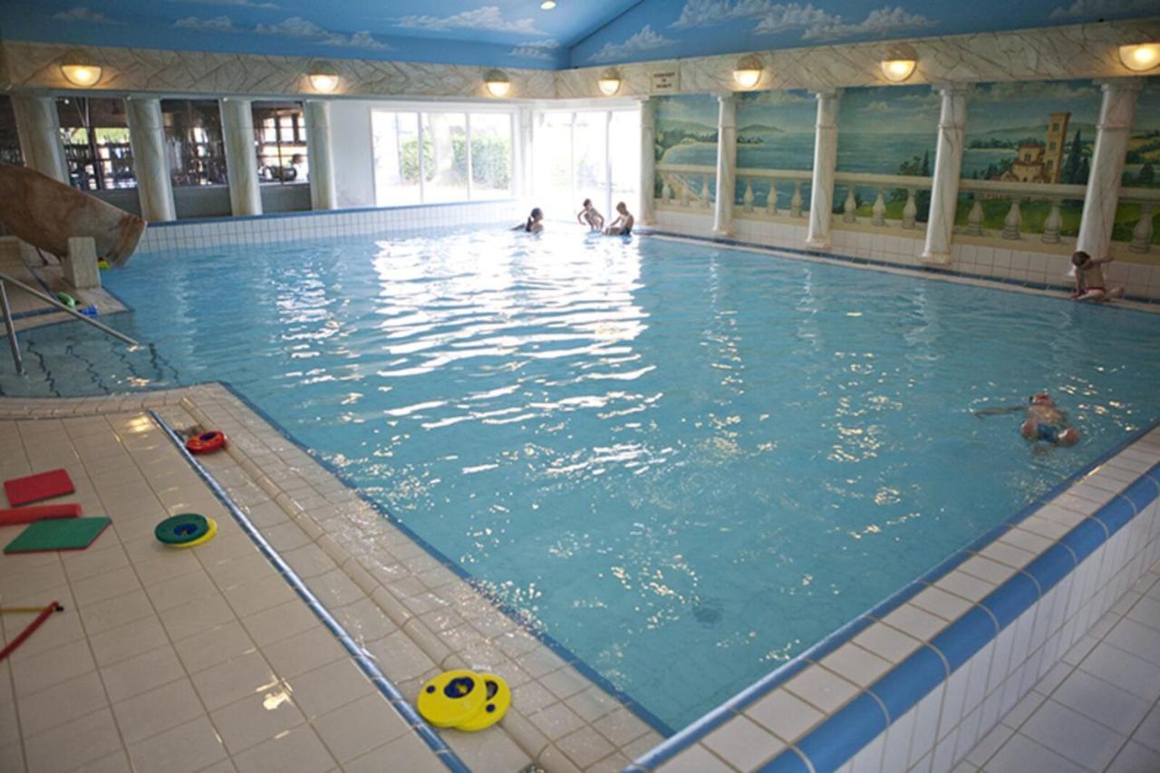 6-Persoons Veluwe Villa 부투이젠 외부 사진